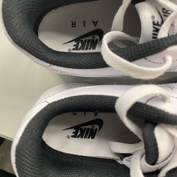 Nike Air Force 1 “black and white contrast stitch” - Picture 5 of 6